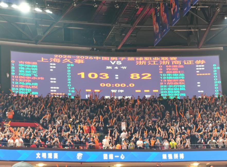 3年4740万！米切尔罗宾逊的加盟，能给凯尔特人带来什么？